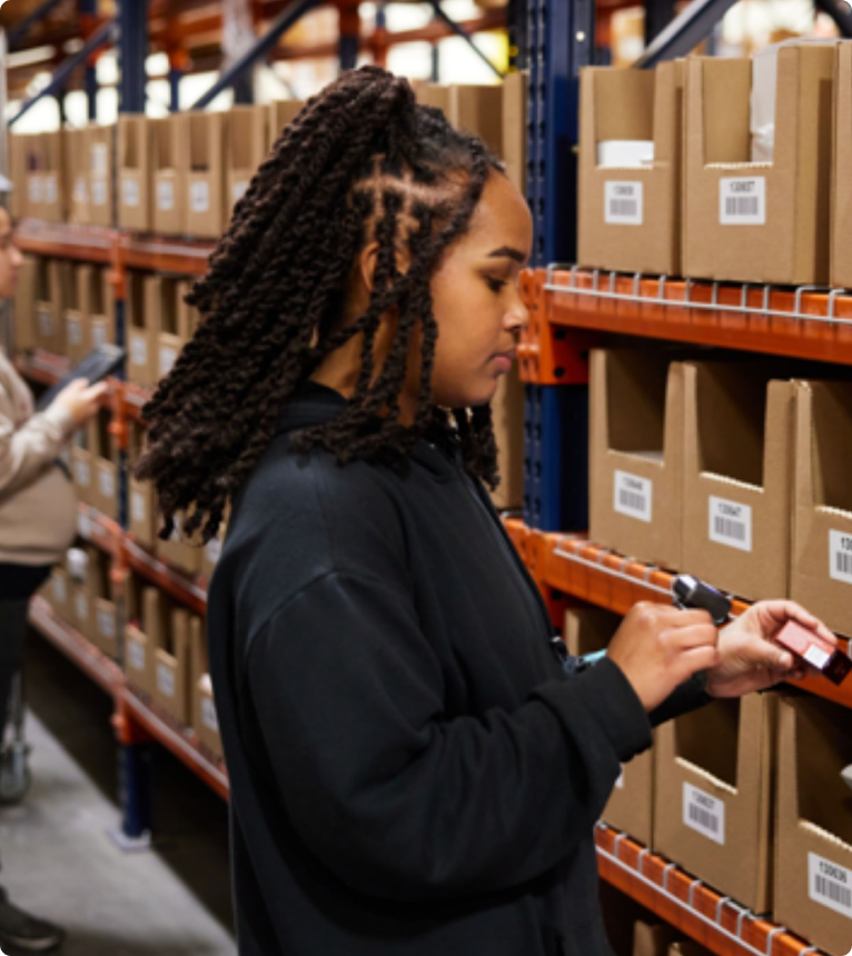 Employee fulfilling an order